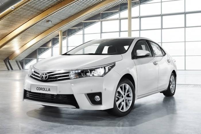 Toyota Corolla 2013. Pregled automobila