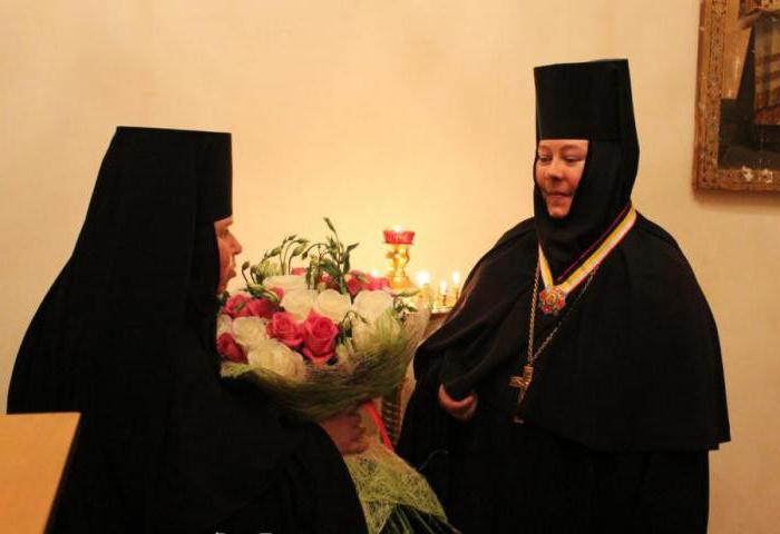 Manastir Alekseevsky (Uglich): opis, povijest, svetišta