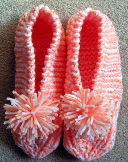 pletene papuče s dvije igle za pletenje